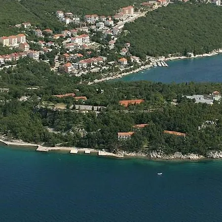 Djurdjica Πανσιόν Dramalj